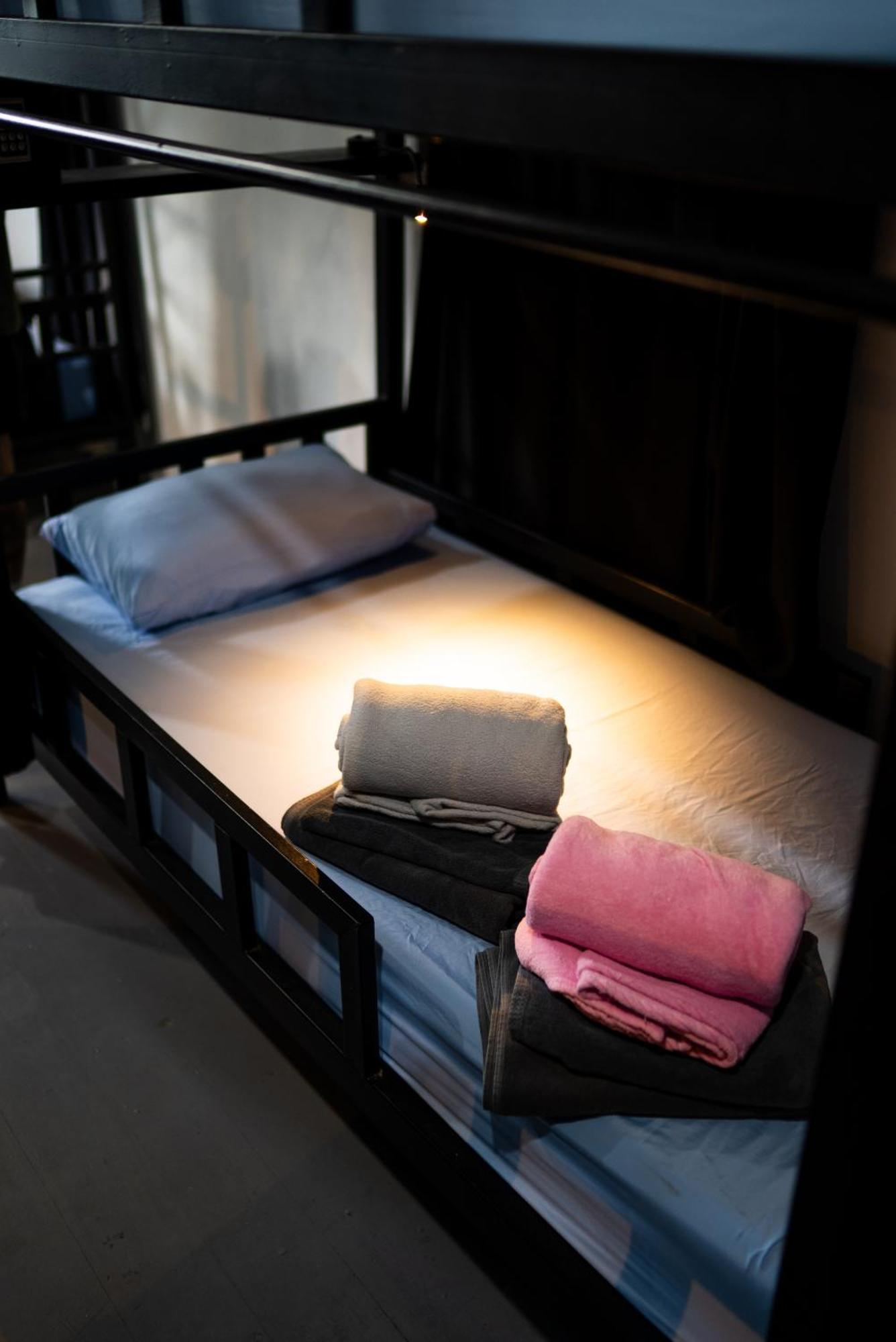 Bad Monkey Samui Hostel Чавенг Бийч Екстериор снимка